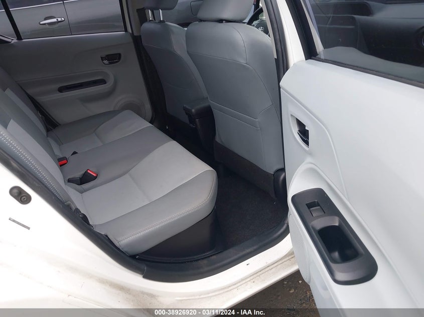 2013 TOYOTA PRIUS C FOUR - JTDKDTB35D1035333