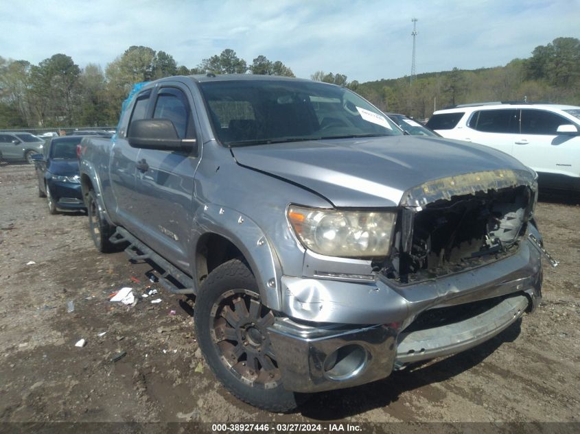 5TFUM5F13DX041058 2013 Toyota Tundra Grade 4.6L V8