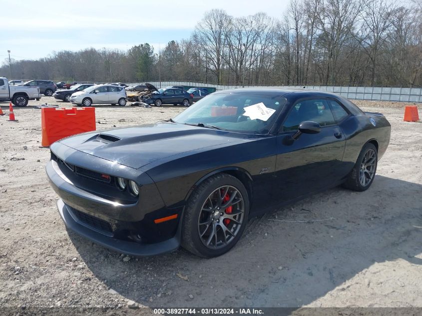 2C3CDZDJ3GH275395 2016 DODGE CHALLENGER - Image 2