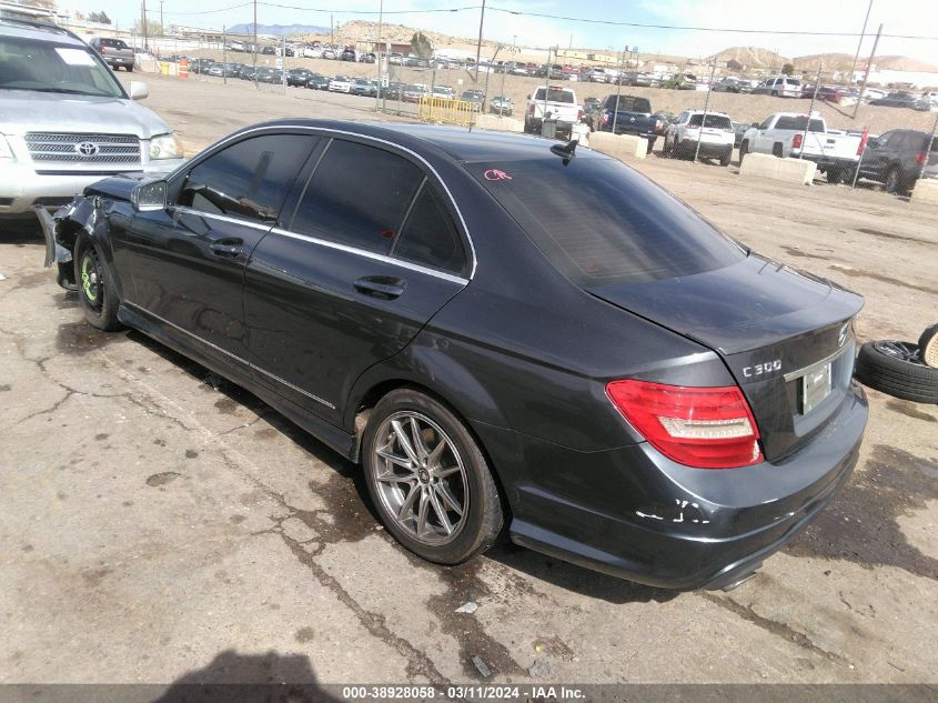 2013 Mercedes-Benz C 300 Luxury 4Matic/Sport 4Matic VIN: WDDGF8AB6DR283684 Lot: 38928058