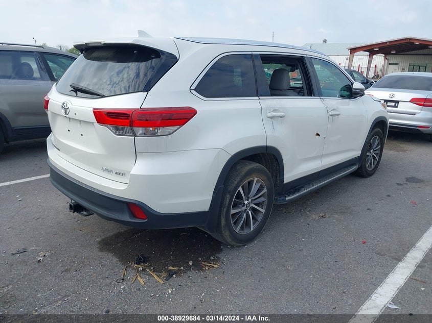2019 TOYOTA HIGHLANDER VIN: 5TDKZRFH0KS552579