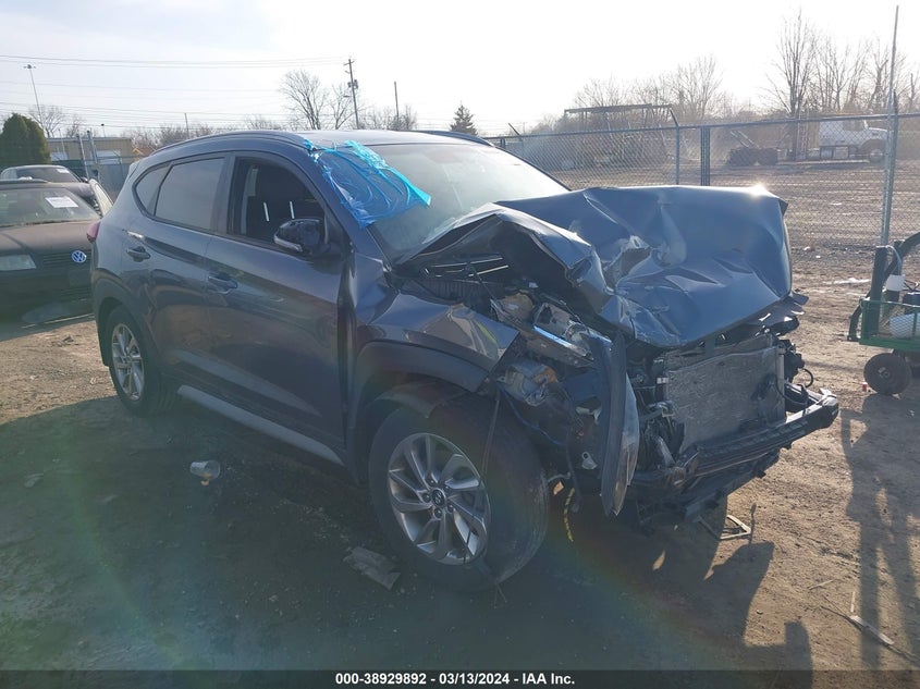 2017 HYUNDAI TUCSON SE PLUS - KM8J3CA48HU431927
