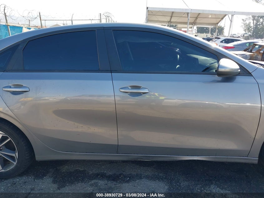 VIN 3KPF24AD4PE520345 2023 KIA FORTE LX/LXS