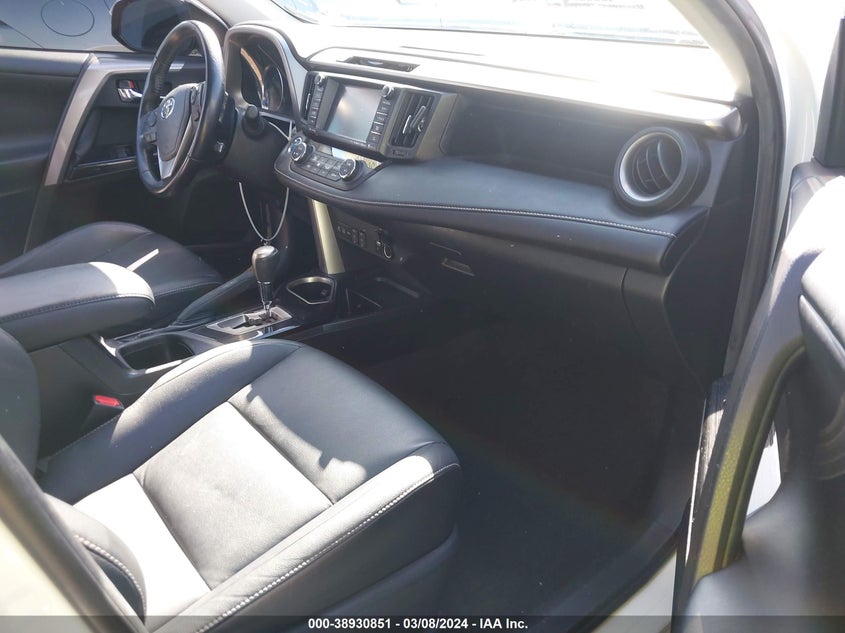 2017 TOYOTA RAV4 HYBRID LIMITED - JTMDJREV6HD087690