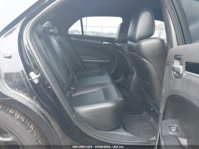 VIN 2C3CCABG0KH548457 2019 CHRYSLER 300 300S