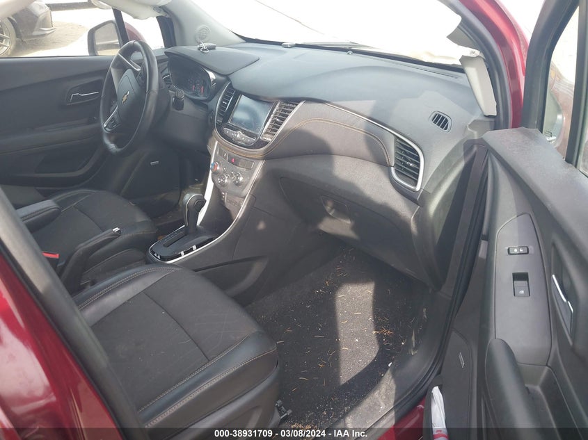 2017 CHEVROLET TRAX LT - 3GNCJPSB4HL276205