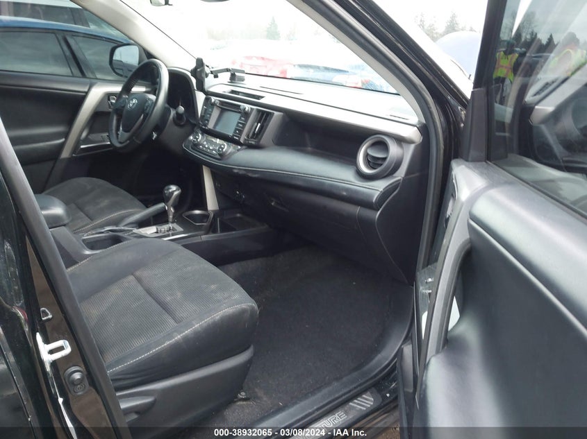 2018 TOYOTA RAV4 ADVENTURE - 2T3RFREV0JW739431