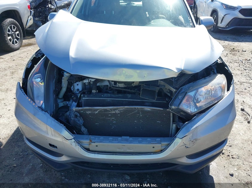 VIN 3CZRU5H31JM722240 2018 HONDA HR-V LX