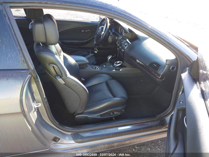 2009 BMW 650I VIN: WBAEA53569CV92584 Lot: 38932889