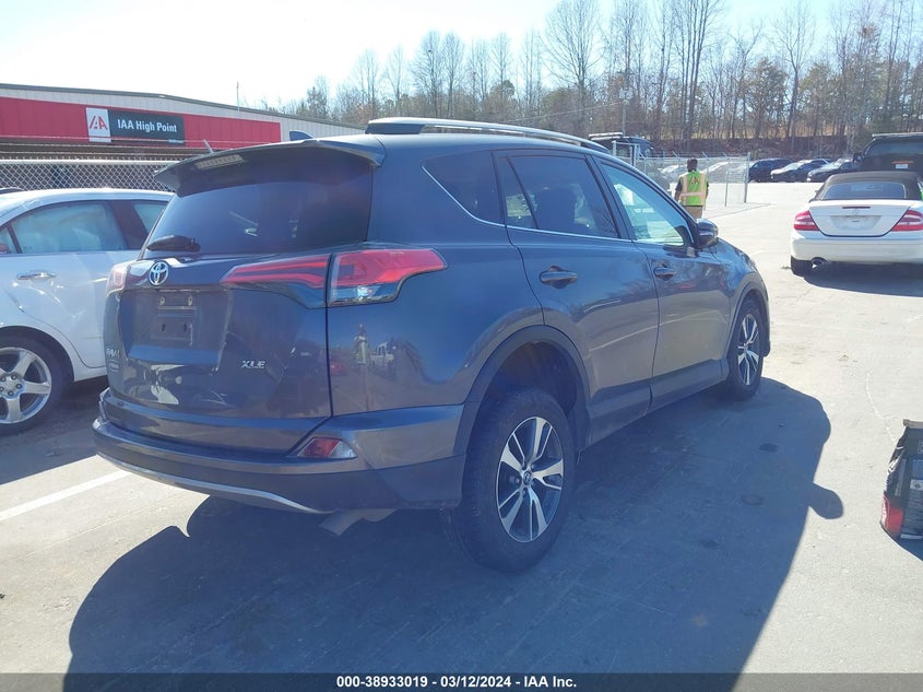 2018 TOYOTA RAV4 XLE - 2T3WFREVXJW466727