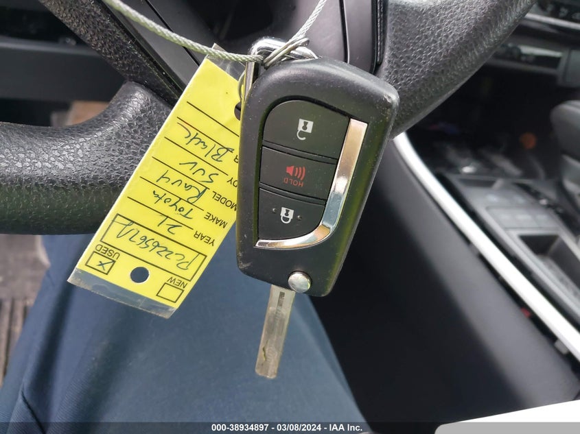 VIN 2T3K1RFVXMC156613 2021 TOYOTA RAV4 LE