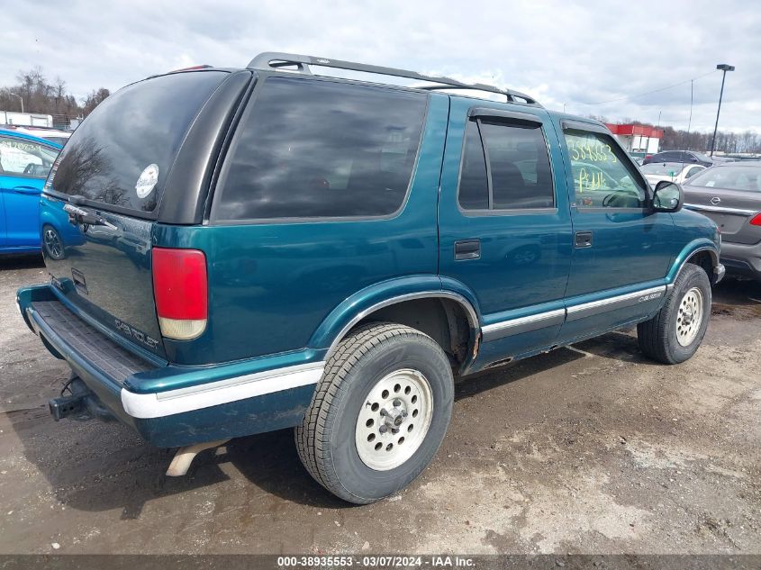 1997 Chevrolet Blazer Ls VIN: 1GNDT13W6V2150227 Lot: 38935553