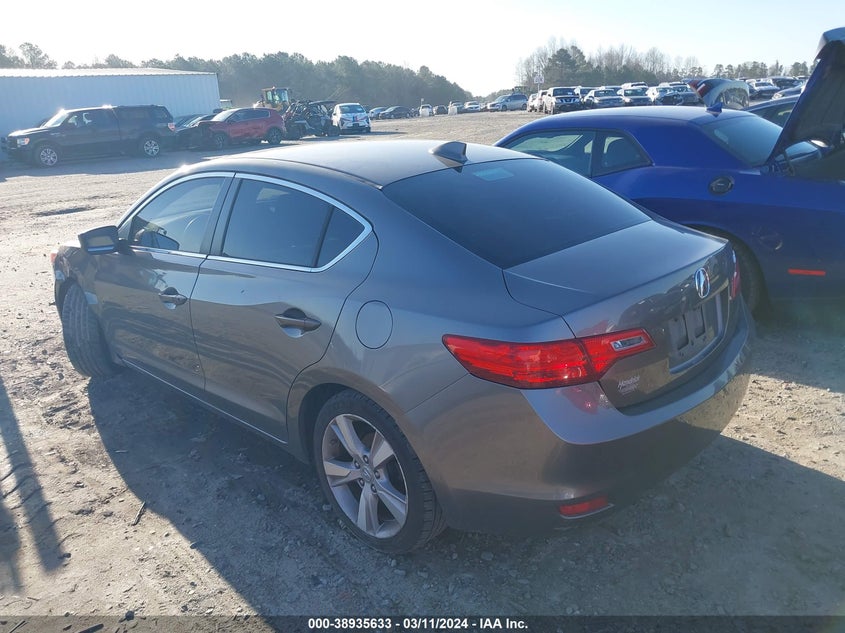 2013 Acura Ilx 2.0L VIN: 19VDE1F77DE004663 Lot: 38935633