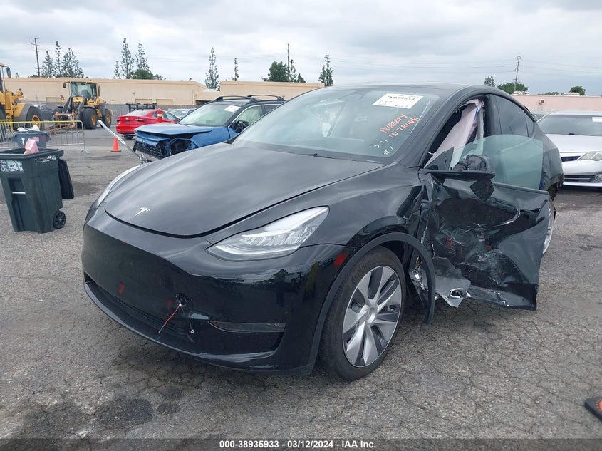 2023 TESLA MODEL Y U   U(VIN: 7SAYGDEE1PA060049