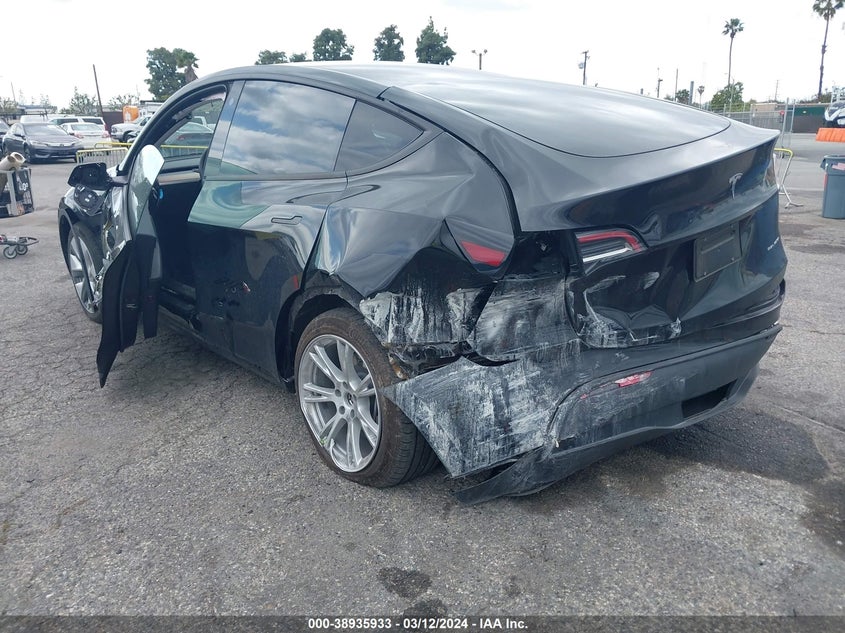 2023 TESLA MODEL Y U   U(VIN: 7SAYGDEE1PA060049