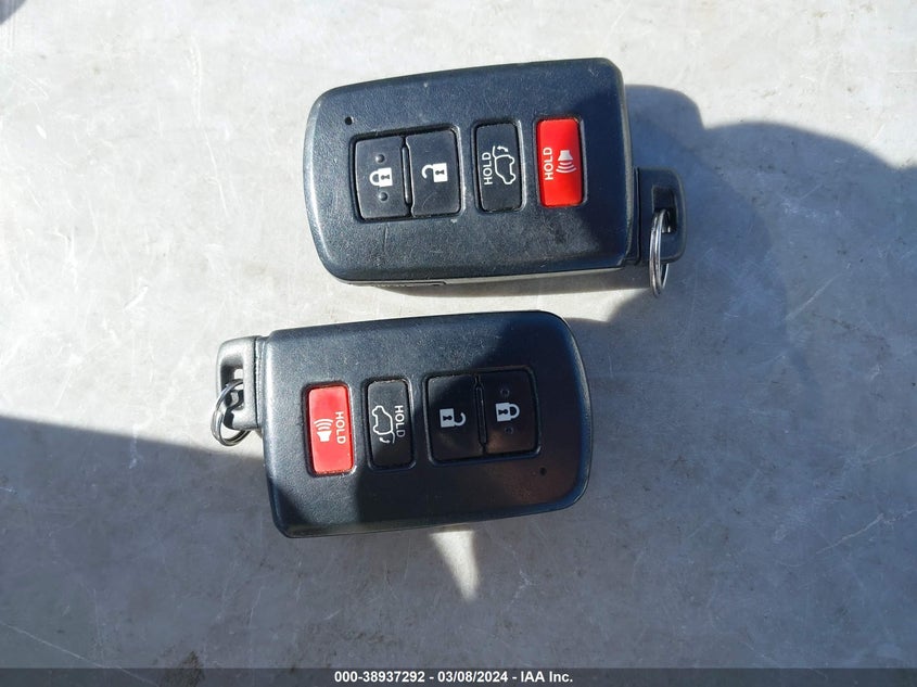 2015 TOYOTA HIGHLANDER XLE - 5TDJKRFH4FS089884