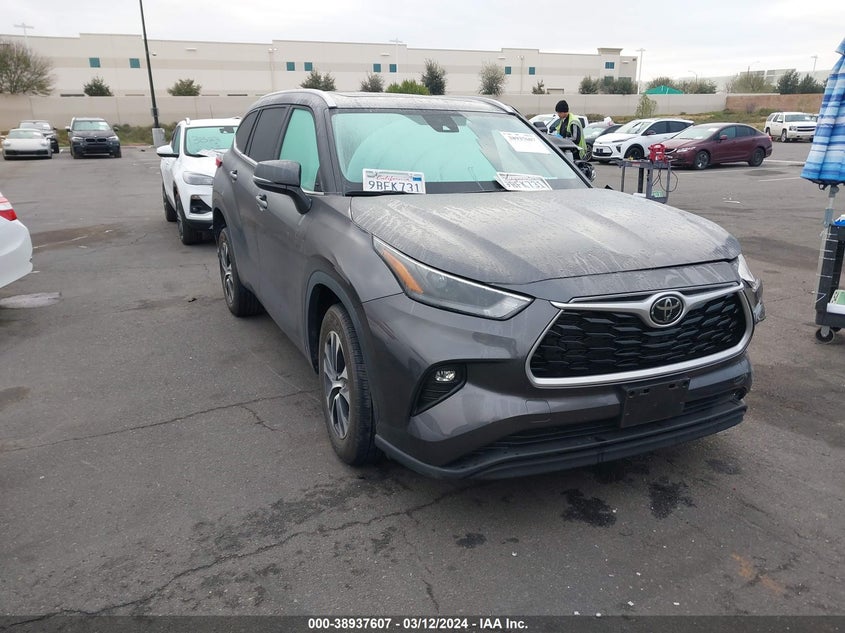 2022 TOYOTA HIGHLANDER VIN: 5TDHZRAH7NS549958