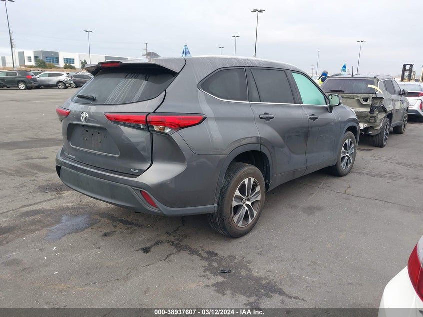 2022 TOYOTA HIGHLANDER VIN: 5TDHZRAH7NS549958