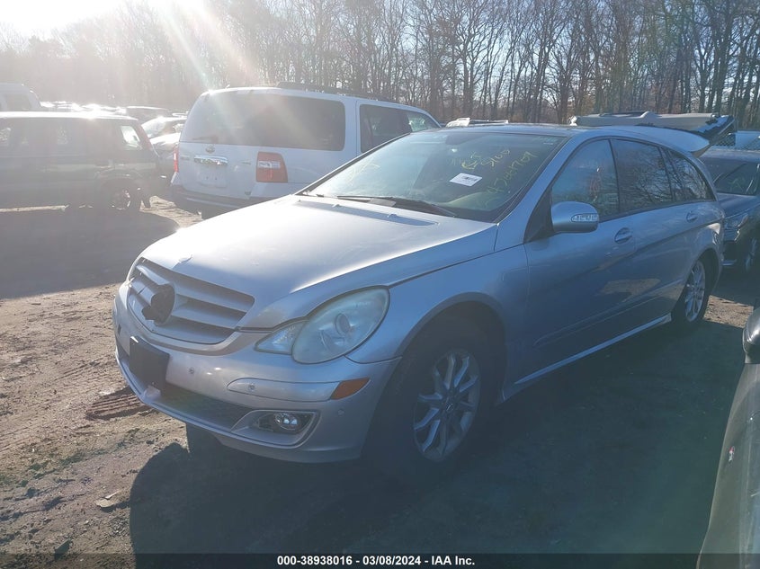 2006 Mercedes-Benz R 350 4Matic VIN: 4JGCB65E56A030995 Lot: 38938016