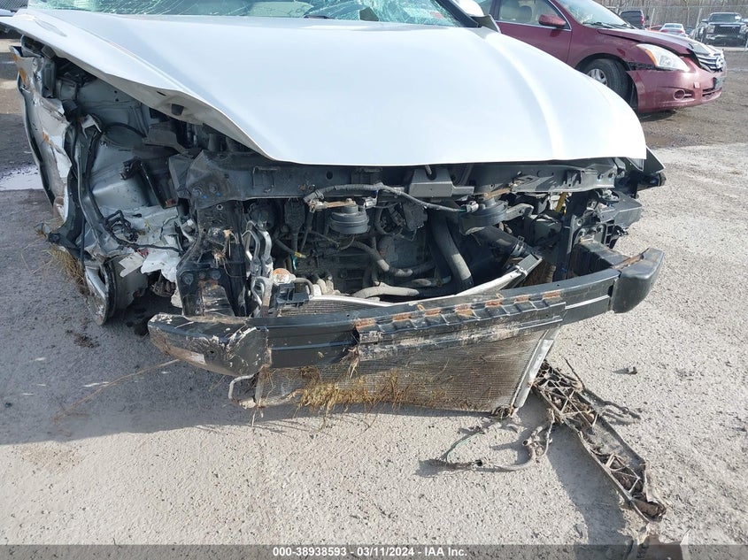 VIN 5NPE24AFXJH646046 2018 HYUNDAI SONATA SE