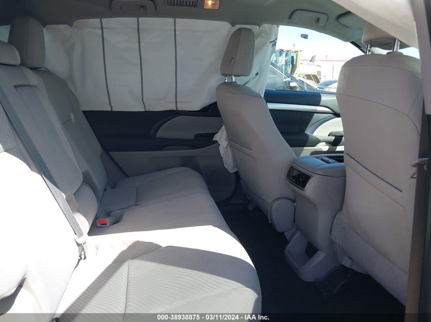 2019 TOYOTA HIGHLANDER VIN: 5TDZARFH1KS060715