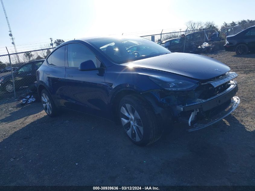 7SAYGDEE7RF983142 2024 TESLA MODEL Y - Image 1