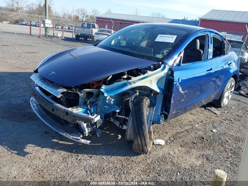 2024 Tesla Model Y Long Range Dual Motor All-Wheel Drive VIN: 7SAYGDEE7RF983142 Lot: 38939636