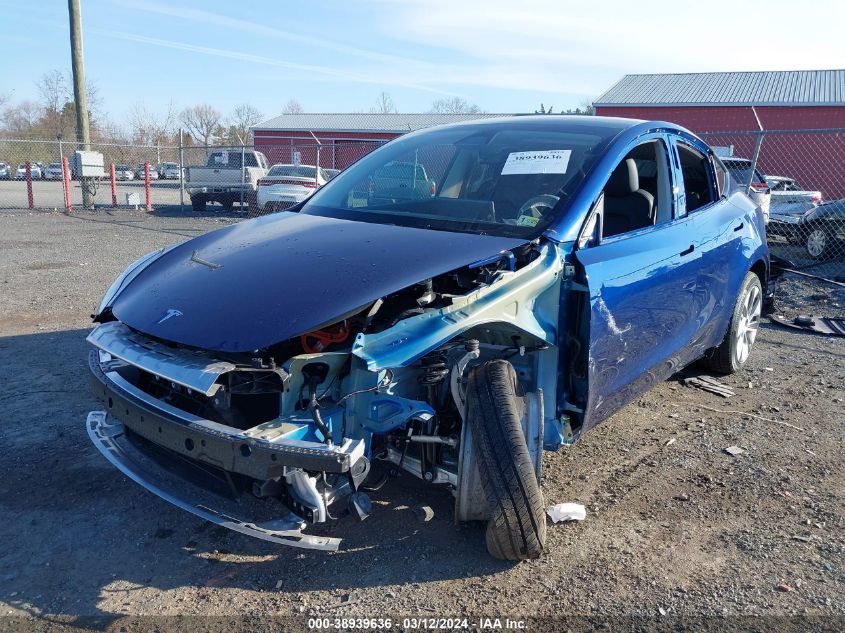 2024 Tesla Model Y Long Range Dual Motor All-Wheel Drive VIN: 7SAYGDEE7RF983142 Lot: 38939636