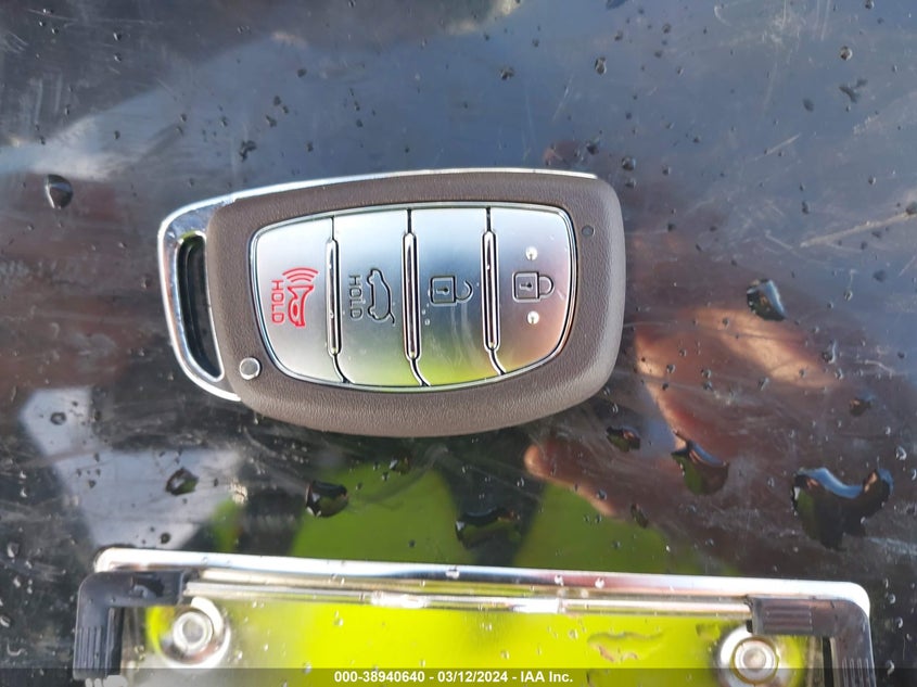 VIN KMHC75LC3JU061814 2018 HYUNDAI IONIQ HYBRID SEL