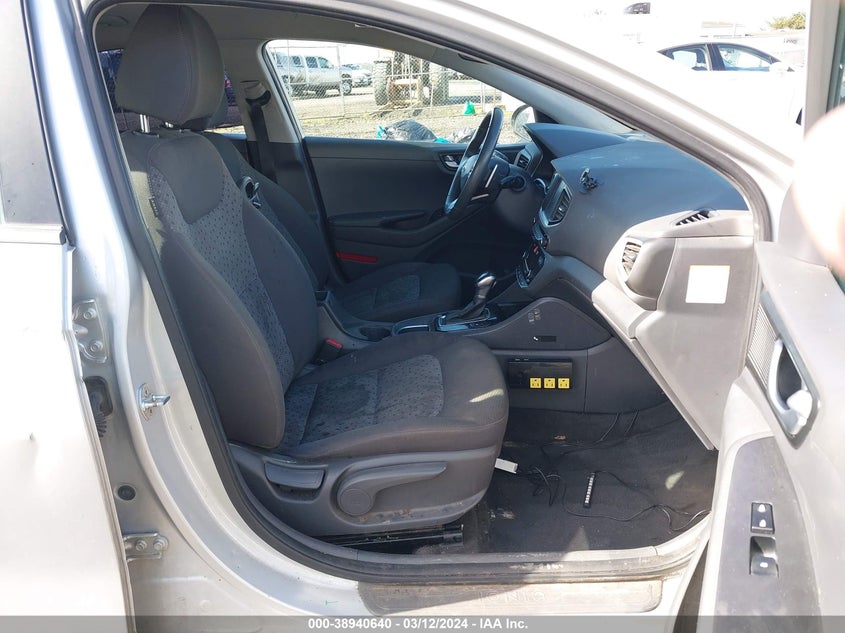 2018 Hyundai Ioniq Hybrid Sel VIN: KMHC75LC3JU061814 Lot: 38940640