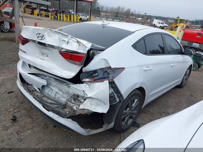 2017 HYUNDAI ELANTRA SE/VALUE/LIMITED - 5NPD84LF5HH041126