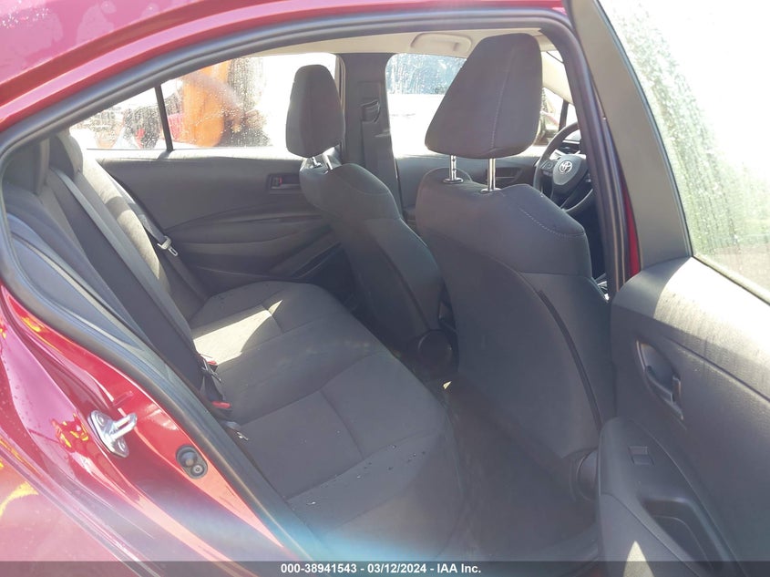 2022 TOYOTA COROLLA LE - JTDVPMAE1NJ231851