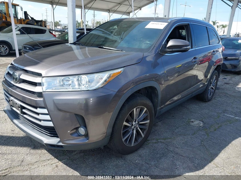 2019 TOYOTA HIGHLANDER VIN: 5TDKZRFH8KS305732