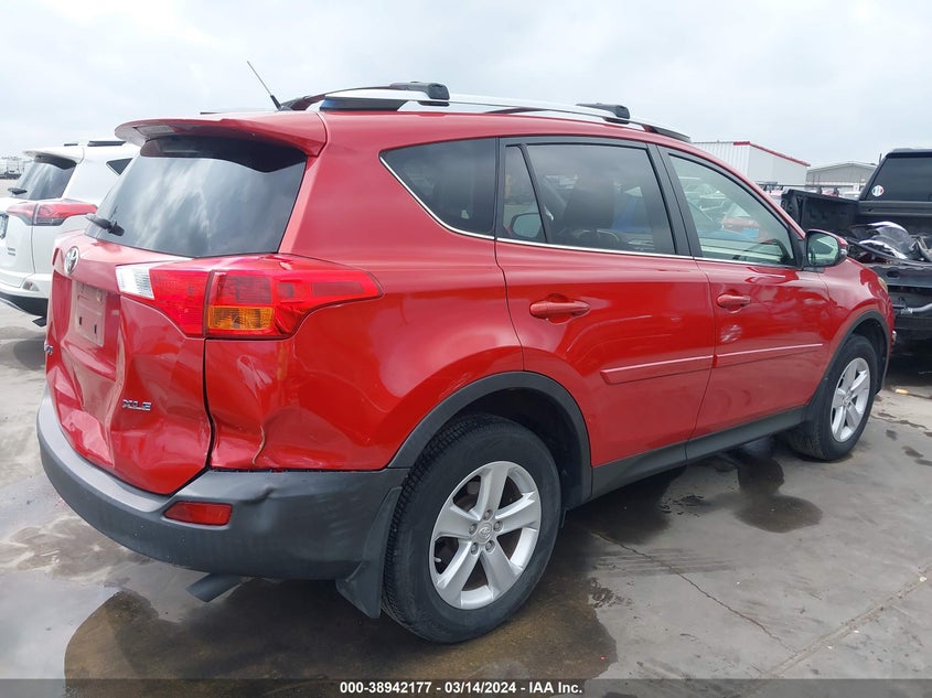 2013 TOYOTA RAV4 XLE - JTMWFREV8DD001445