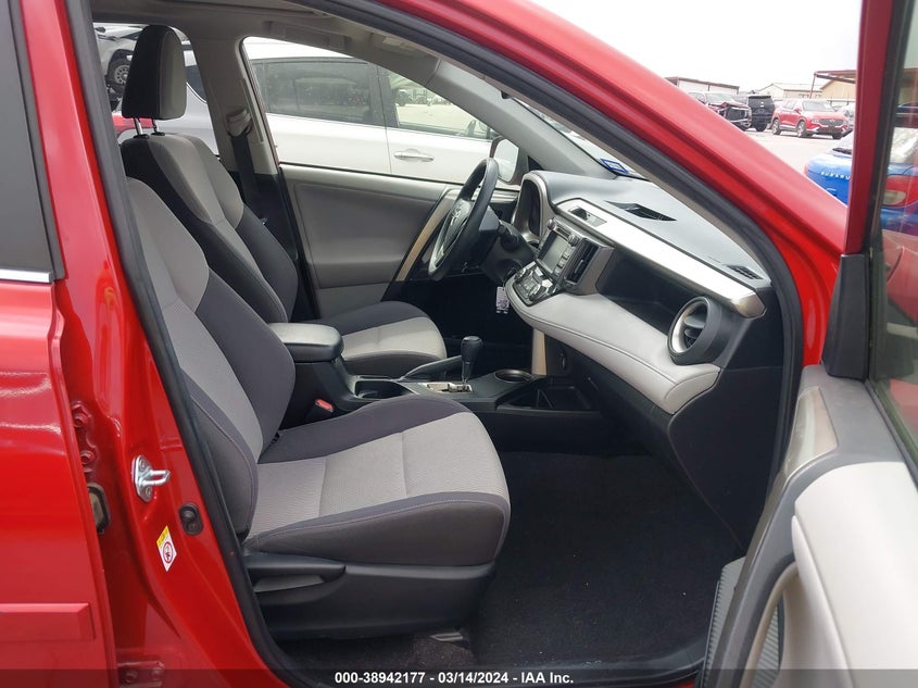 2013 TOYOTA RAV4 XLE - JTMWFREV8DD001445