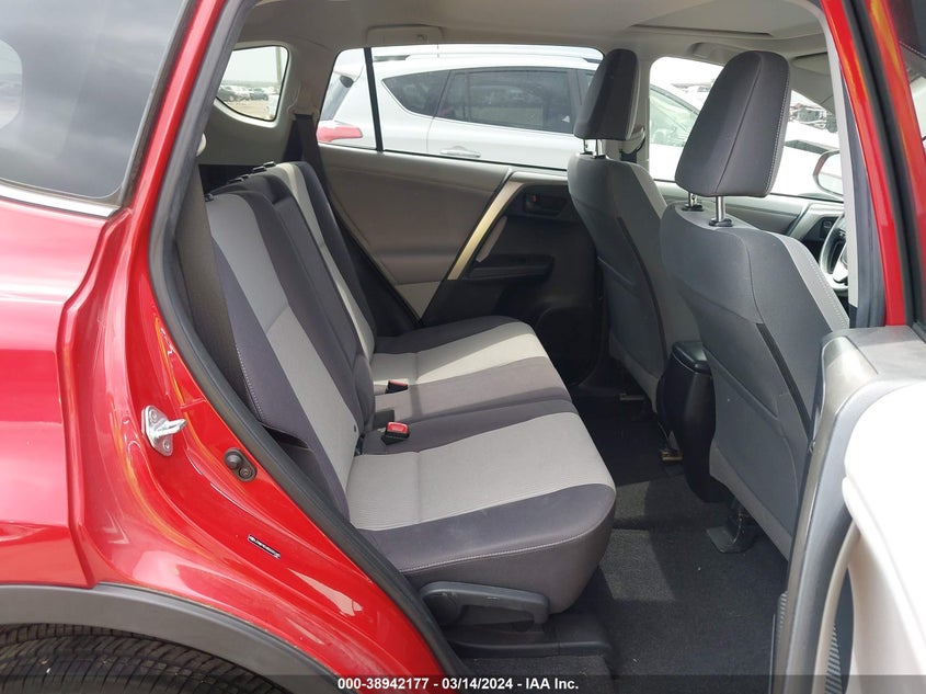 2013 TOYOTA RAV4 XLE - JTMWFREV8DD001445