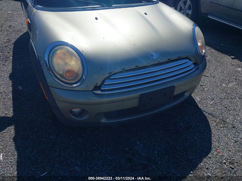 2008 Mini Cooper Clubman VIN: WMWML33588TJ47241 Lot: 38942223