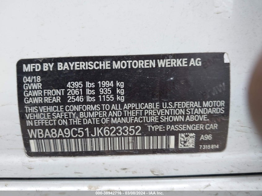 VIN WBA8A9C51JK623352 2018 BMW 320I