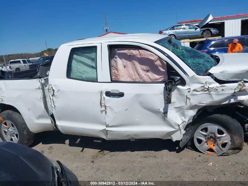 5TFRM5F16HX113527 2017 Toyota Tundra Sr 4.6L V8