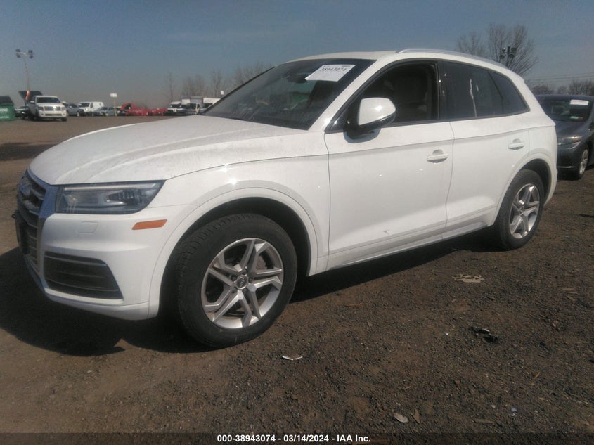 VIN WA1ANAFY8J2228479 2018 AUDI Q5 PREMIUM