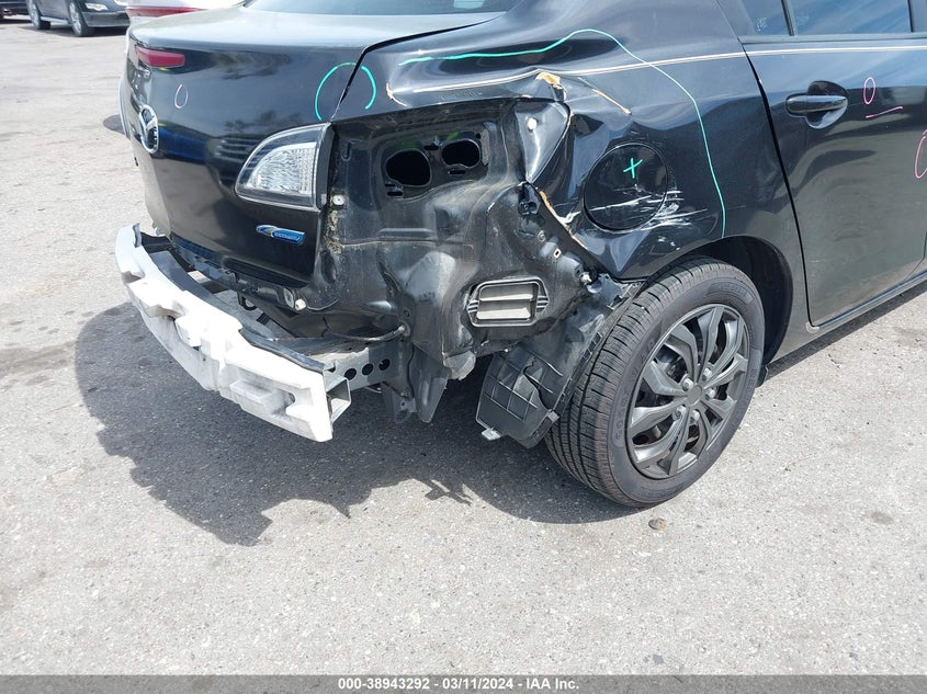 2013 MAZDA MAZDA3 I - JM1BL1U77D1833937