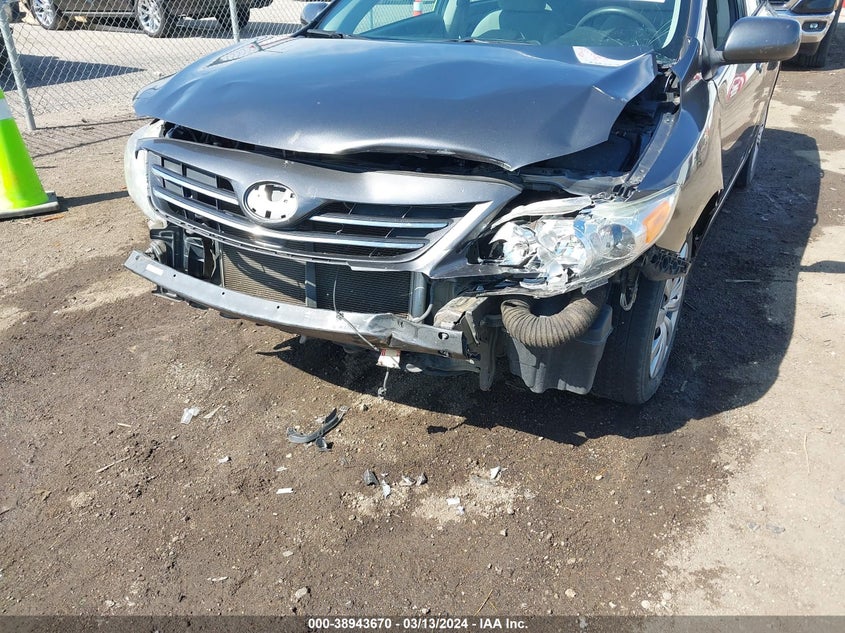 2013 TOYOTA COROLLA LE - 5YFBU4EE0DP155961