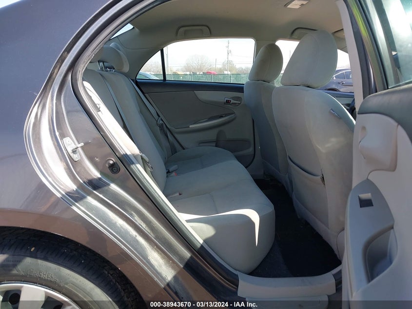 2013 TOYOTA COROLLA LE - 5YFBU4EE0DP155961