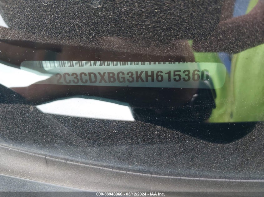 VIN 2C3CDXBG3KH615360 2019 DODGE CHARGER SXT