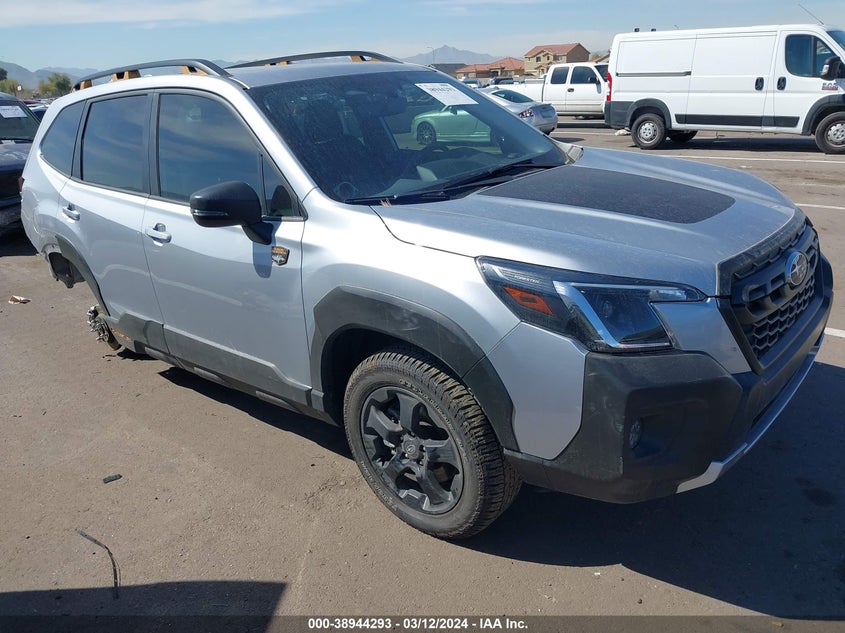 2023 SUBARU FORESTER