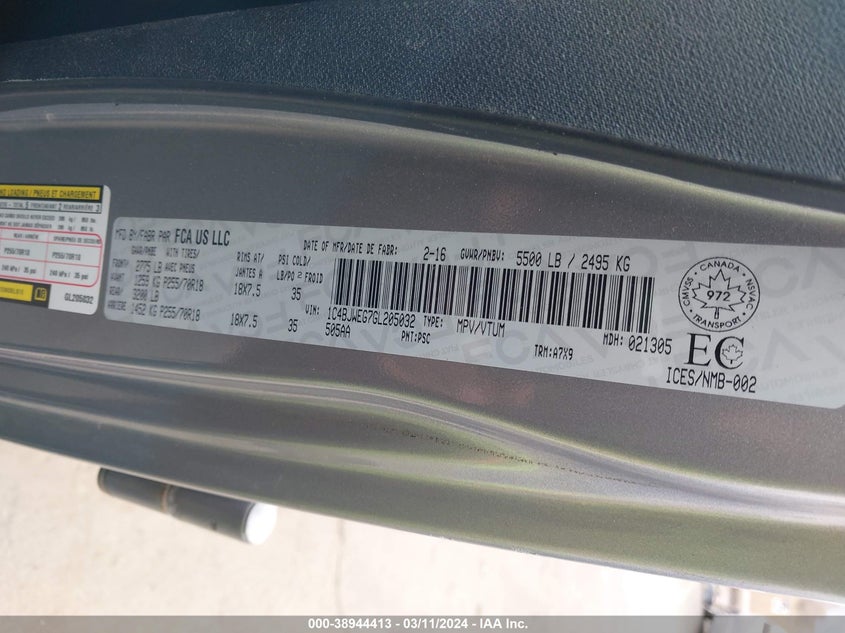 2016 JEEP WRANGLER UNLIMITED SAHARA - 1C4BJWEG7GL205032