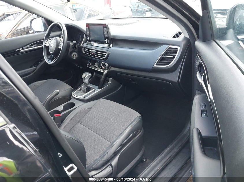 2021 KIA SELTOS S - KNDEUCAA6M7195408