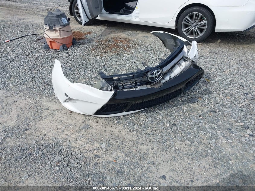 2015 TOYOTA CAMRY LE/XLE/SE/XSE - 4T1BF1FK1FU091914