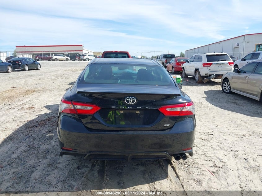 2018 TOYOTA CAMRY SE - 4T1B11HK6JU586565