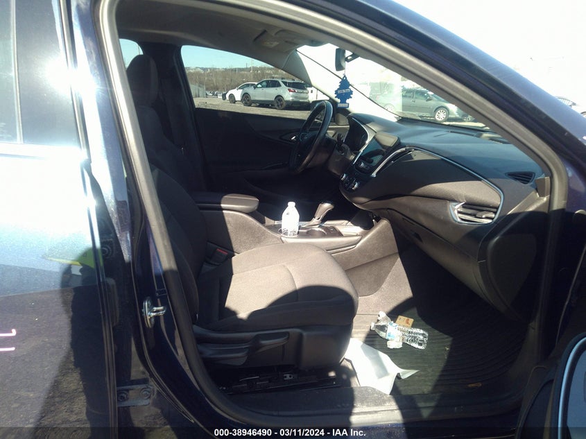 2017 CHEVROLET MALIBU 1LT - 1G1ZE5ST0HF135106